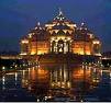 Akshardham Temple - Look Cline water and temple.