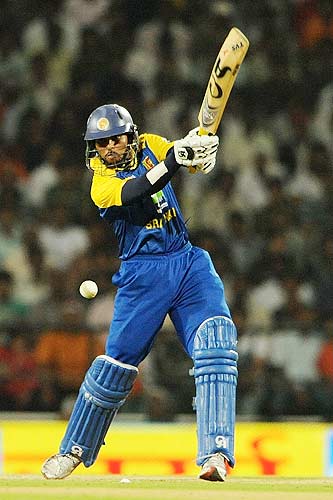 Dilshan's four - Dilshan nicely pus the ball for four runs.