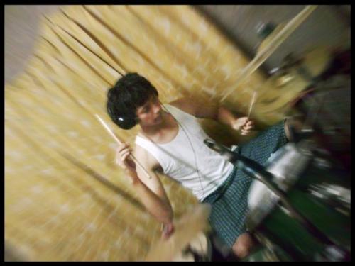 Silly drummer - it's my style when i was recording in the studio ,, hehe