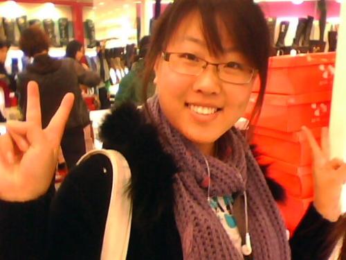 myself - i am in the shoeshop, i think this photo is very beautiful.what about you?