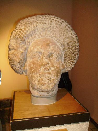 Modern hairstyle - This was indeed a modern hairstyle for the roman ages.