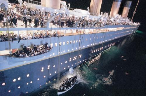 titanic - An ending scene from the hit movie Titanic