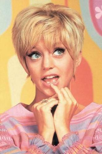 Goldie Hawn - Cute and giggly