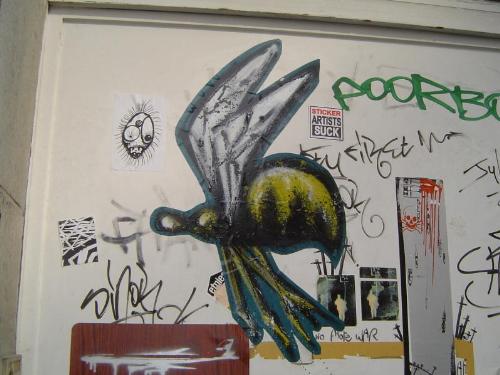 Streetart - A nice bug, from Belgium