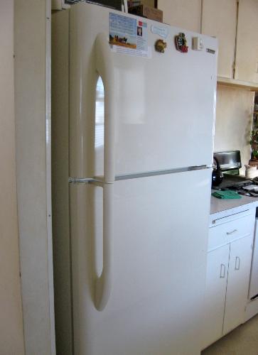 Kenmore Fridge - My new fridge I had delivered Sunday, January 3rd, 2010.