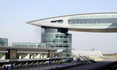 F1 race field - Fast speed, loud noise, that's F1 field