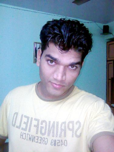 sid here - well its me, captured bt me frm my own cell