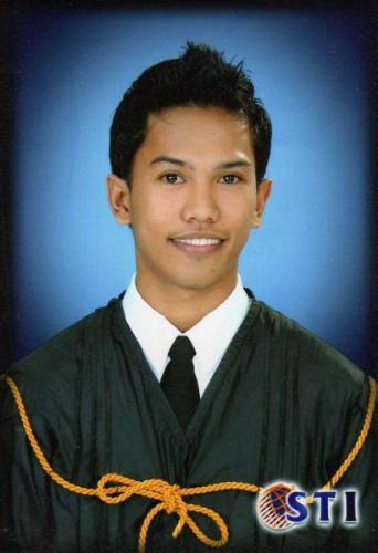 ala ibang mapiling matino e.. - ito lng pinakamatino kong pic..  this my most formal picture, from my yearbook..