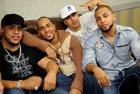 Aventura - Group of th year