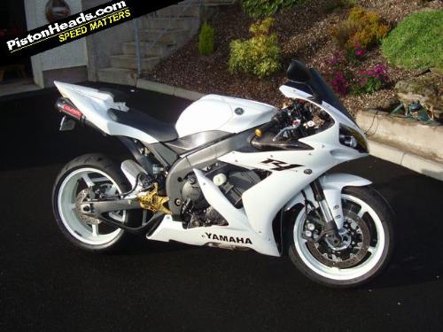 A very nice bike indeed - This is definitely a very nice bike that I would love to own one day. And as I am a rider, I actually know how these things handle, I am also a mechanic so I know the insides and outs of these wonderful machines.
