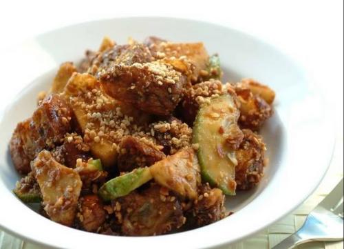 Asian Salad Rojak - Rojak is a local salad of mixed vegetables and fruits, mixed with a sweet and sour sauce which is made up of local prawn paste, sugar and lime. Asian Salad Rojak - Rojak is a local salad of mixed vegetables and fruits, mixed with a sweet and sour sauce which is made up of local prawn paste, sugar and lime.