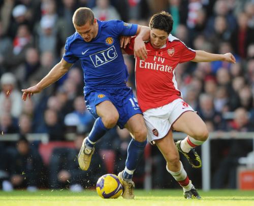 arsenal v united - a scene from an arsenal v manchester united match.