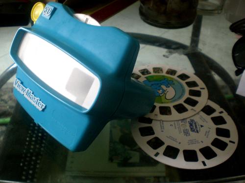 View Master 3D Reel - my cousin's toy :)