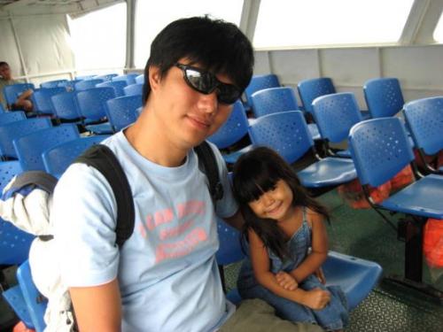 brother and youngest sis - picture of a loving brother with her little sister