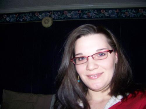 Carmen  - This is a very recent photo of myself. I took it about one week ago. I am 26 years old in this photo.