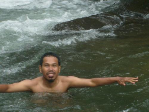 swiming - i like water fall, every i come to mountain the most interest for me is water fall, so how dare you are to swim at water fall??