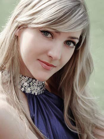 Belarus rare models.President of the restrictions  - Belarus on the world map is very modest,but the population of more than 10 million,however,is relatively poor in natural resources, small countries of Eastem Europe,but they have adifferent kind of inspired envy of others(men)resources-beautifull!Only in recent years,with many developing countries,like Belarus,beauty outflows is a major problem,for which the country's President Lukashenko and even personally ordered to restrict the beauty to go abroad,in order to save this particular'national resources.'