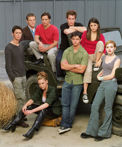 Cast of Roswell - This is the cast of Roswell. ;]