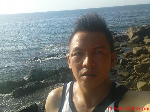 me at the sunset point in manukan island. - at the back is the south china sea.will our future generation has a chnce to see this beautiful island and sunset?