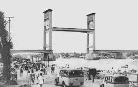 historic bridge - This is a historic bridge in the city of Plaembang (indonesia). Reminiscent of the battle ten day and ten night in this city.
