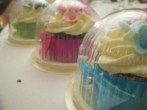 Cupcakes Anyone? - Doesn't the colors remind you of the Power Puff Girls? haha! I took this one on my friend's debut, she gave away cupcakes after the party.