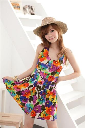 summer dress - why women wear so much colorful, fashionable and attractive dress?