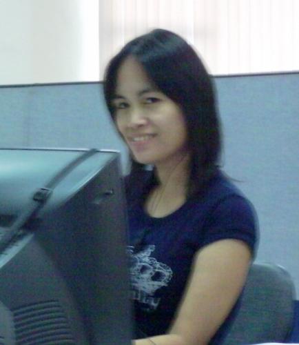 smiLe. - Stolen Shot in a lazy saturday at work..