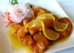 Lemon Chicken - This is one of my favorite Chinese food especially in Hap-Chan and Super Bowl chinese restaurant.