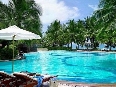 Taj hotel,Bentota,Sri Lanka - Taj hotel bentota the pool deck.