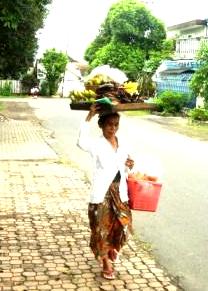 roadside hawker - the beauty of the human spirit!