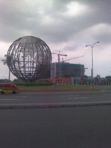 Globe in mall of Asia - Mall of Asia