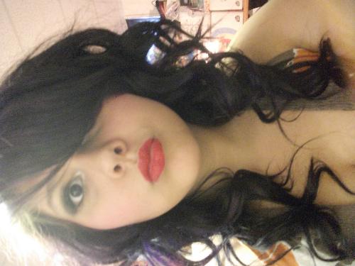 red lipstcik - yum ?