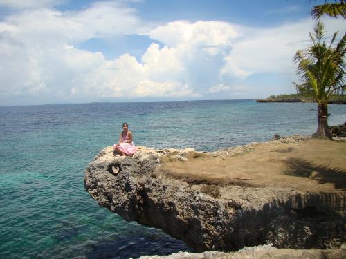 Rhio at Coral Reef - Here's one image from our celebration where my sister Rhio visited us here in Cebu.