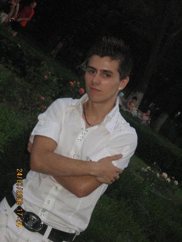 eduard - i was with my girlfriend on a romantic walk in a park and a guy tooked our picture