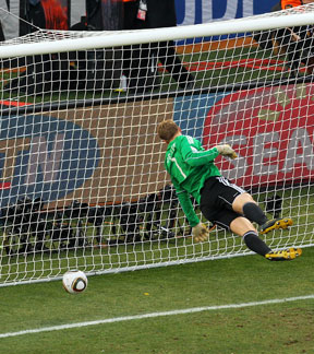 A Goal? - The goal that was not declared by the referee in the match between Germany and England at the 19th FIFA World Cup Soccer Tournament.
Another Referee Gaffe Tale..... A Goal? - The goal that was not declared by the referee in the match between Germany and England at the 19th FIFA World Cup Soccer Tournament.
Another Referee Gaffe Tale.....