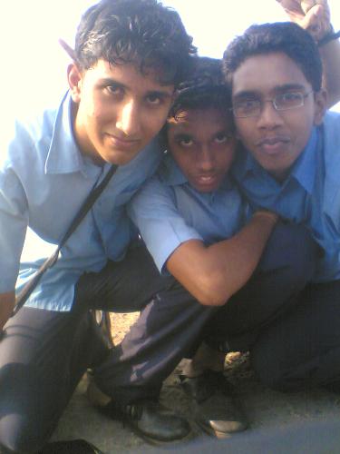 me and my friends - my school day pix