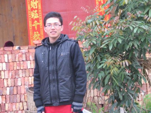 super boy - Who is this?  I have to say. He is a guy fighting for his future all the time, a guy workhard, enthusiation and kindly. This guy is my !