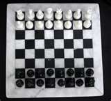 Chess game - Playing against the pc needs guts.