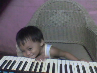 little pianist - my son love piano