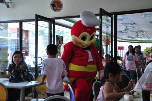 Jollibee Dancing - Jollibee mascot dancing..