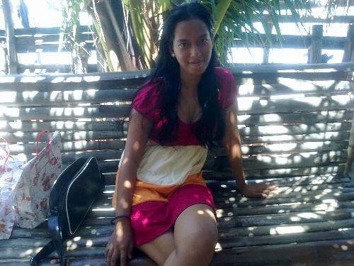 havin fun - taken last august 30,2010 at a beach party