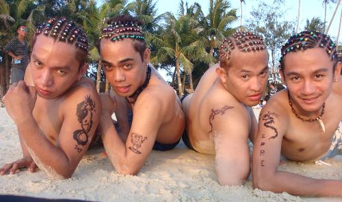 me and my fellas - Photo taken at Boracay Island last Summer of 2009. It was the best I had.. Thanks guysz...