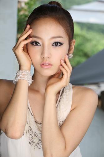 Goo Hara - Goo Hara is a member of a korean girl group called KARA