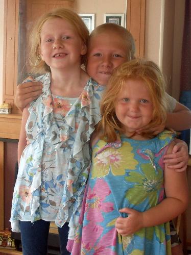 Brother and sisters - Three children brought up the same way but one is overweight!