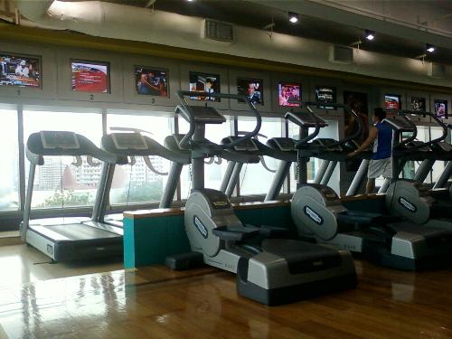 Threadmill - I don't really like using threadmill because I am actually lazy of doing that kind of exercise routine. I would rather join the aerobics that has different variations compare to this threadmill.