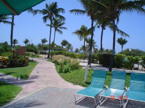 Pool at La Cabana - There is a beautiful pool, a place nearby to ask for a drink, a jacuzzi outdoors and many other amenities.