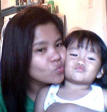 iona and me - this is my youngest daughter Riona Mikyla, she is 3 years old.