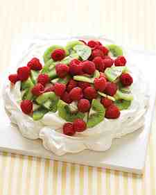 Kiwi berry  - Kiwi berry pavlova