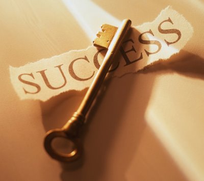 key of success - This picture shows the key of success and the key of success is only a positive thinking
