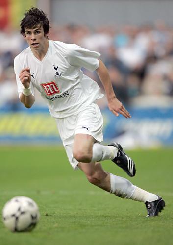 gareth bale - tottenham player shortlisted for FIFPro World XI 2010 gareth bale - tottenham player shortlisted for FIFPro World XI 2010